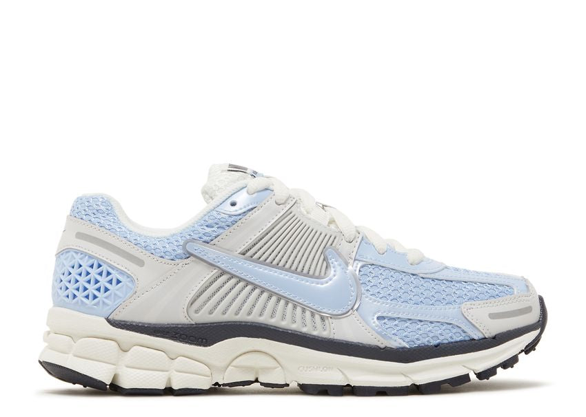 Nike Zoom Vomero 5 "Royal Tint Photon Dust" (W)