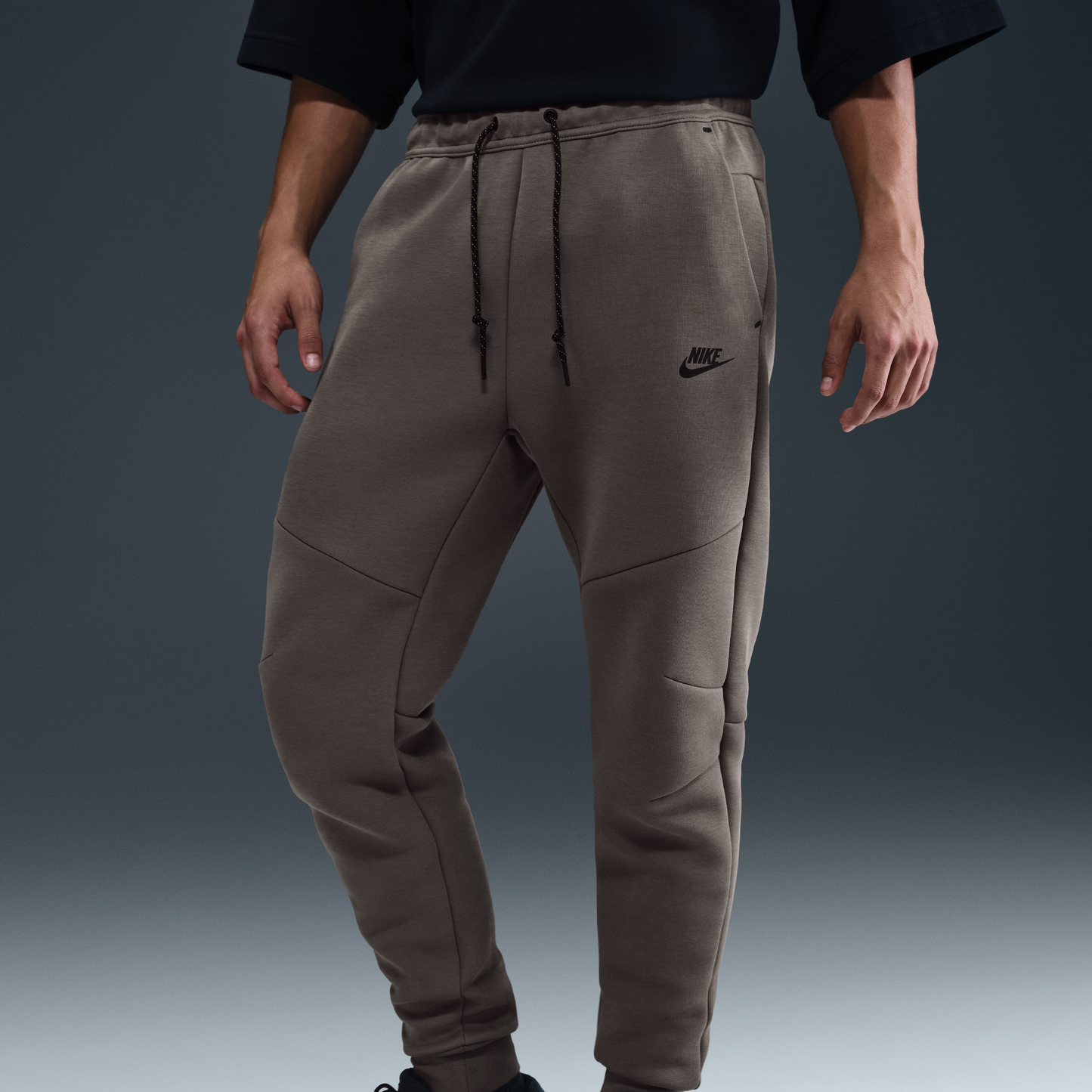 Nike Sportswear Tech Fleece Full Zip Hoodie & Joggers Set Brown/Black