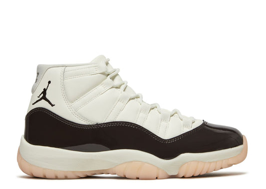 Air Jordan 11 Neapolitan (W)