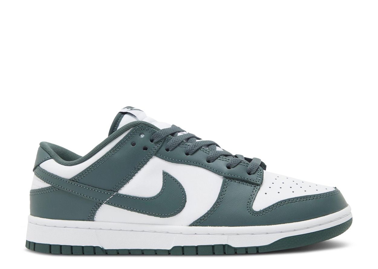 Nike Dunk Low "Vintage Green" (Women)