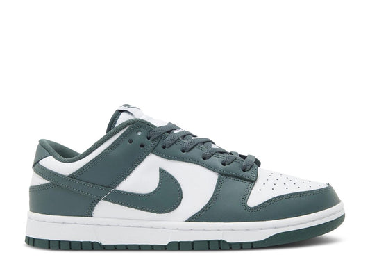 Nike Dunk Low "Vintage Green" (Women)